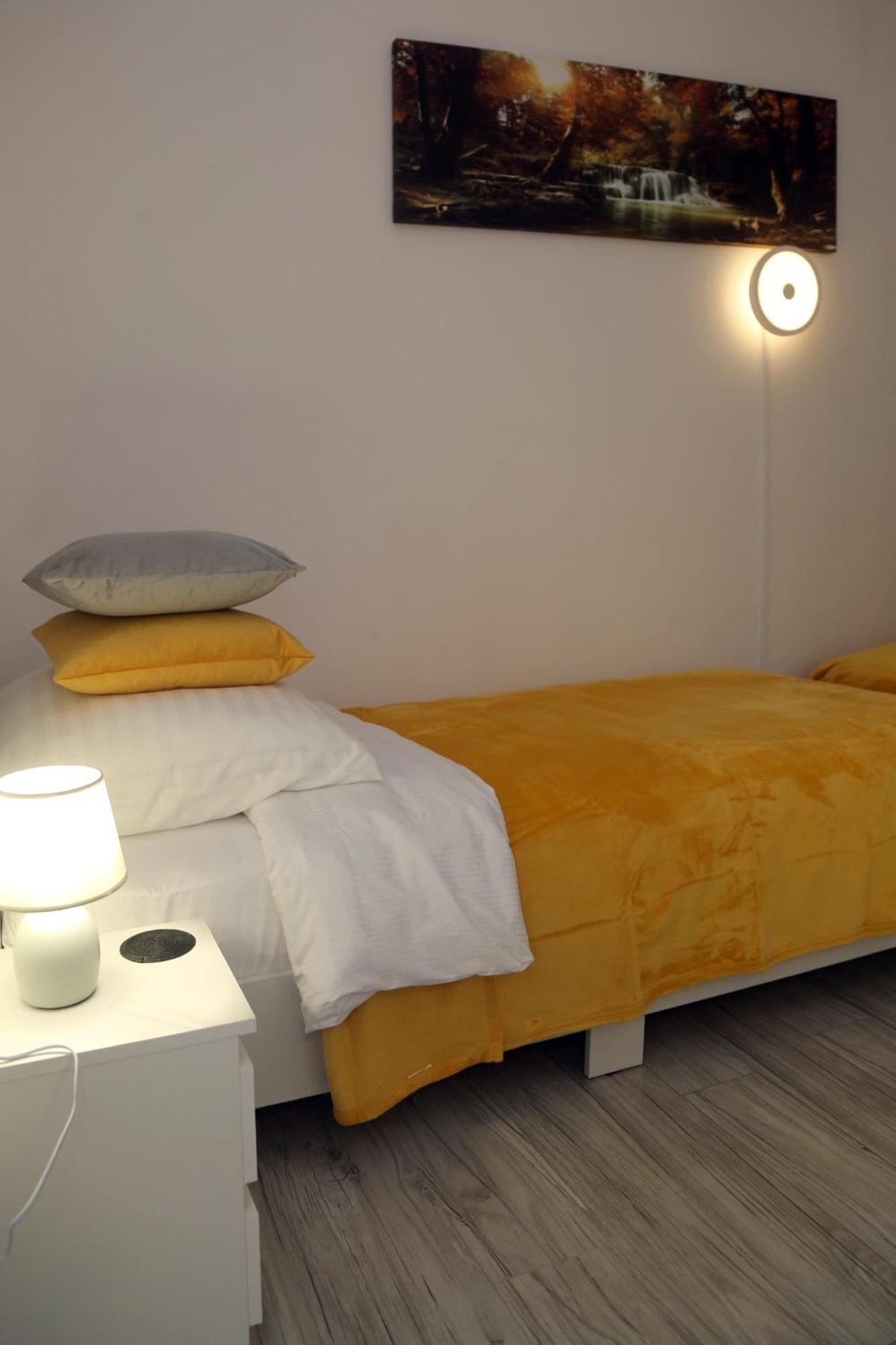 Apartamenty Uniejow "Prywatne Kapiele Termalne" Экстерьер фото